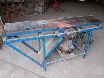 Hoblovka, srovnávačka