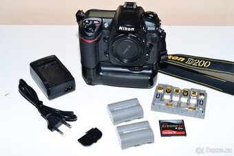 Nikon D200 + Battery Grip