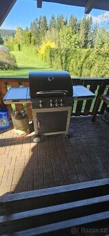 Plynový grill BBQ