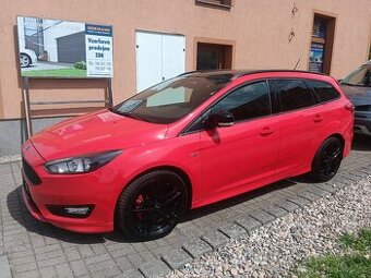 Prodám Ford Focus combi ST 1.5i 134kw benzin
