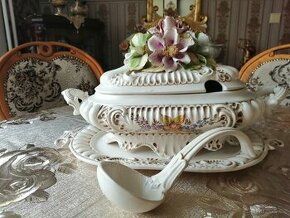 Stará Neapolska porcelánová 4 dílna mísa. Signováno.