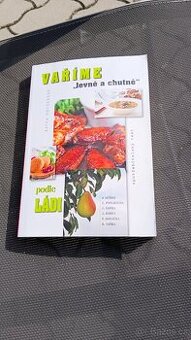 Kuchařka Vaříme levně a chutně podle Ládi