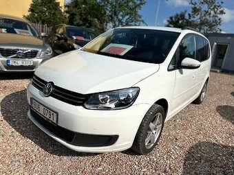 Volkswagen Touran 1.4 CNG, 7 míst, 2011