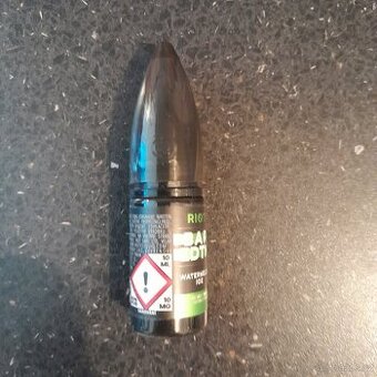 Prodám vap, náplně, náhradní pod - 1