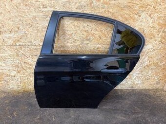 LEVÉ ZADNÍ DVEŘE BMW E90/91 SCHWARZ