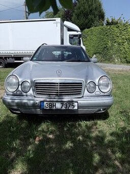 Mercedes Benz W210 E280 4-matic 1999