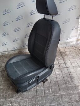 Polokožená sedadla z ford focus II
