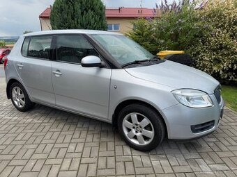Fabia 2010 1.4i 63kw klimatizace jen 158.221km