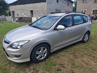 Hyundai i30CW 1,6CRDi 85kw, rok výroby 2011, najeto 310000km