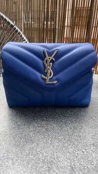 Yves Saint Laurent do ruky.