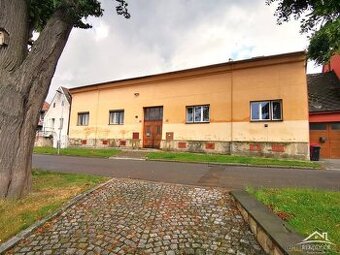 RD Batelov 3+1, zahrada, garáž, kolna, zahradní domek