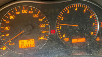 Prodám Toyota Avensis T25 1.8 VVTi 2004 Sedan