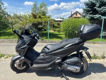 Honda Forza 125