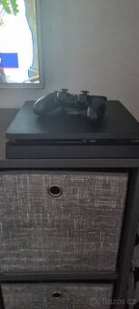 PS 4 - 1