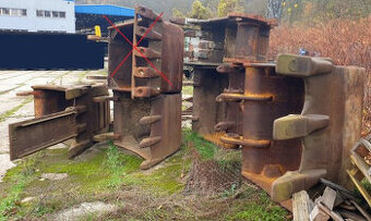 5x CAT lopaty 70-150cm úchycení CW45 zubové na bagr