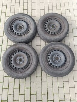 Zimni pneu s disky 15" Golf