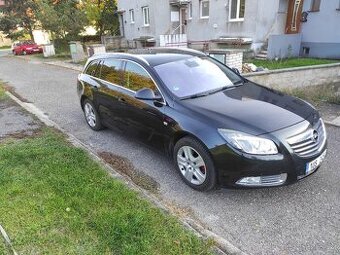 Opel Insignia Sports tourer 2.0cdti 96kw 2012