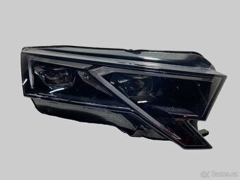 Škoda Octavia IV facelift pravé LED přední světlo