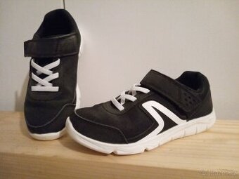 sálové tenisky Decathlon 31