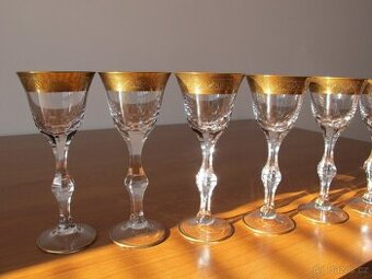 Prodám pozlacené skleničky