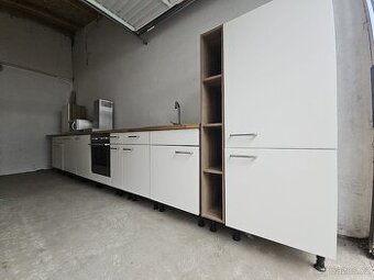 Kompletní kuchyně NOBILIA MAGNOLIA MATT vč. spotřebičů