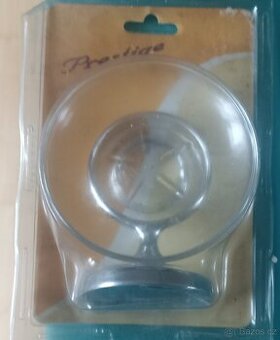 Nástěnný držák s mýdlenkou