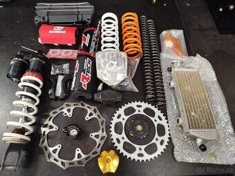 Úklid garáže, věci pro KTM / HQ / GAS