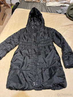 Černý zimní kabát, bunda velikost 134/140 Marks & Spencer