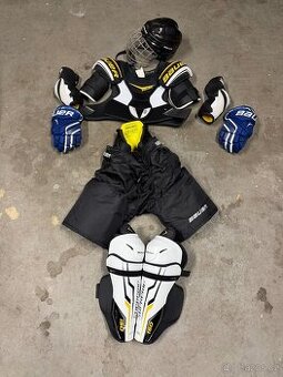 Kompletní hokejová výstroj Bauer