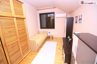 Krásný slunný útulný byt 1+1 v prvním patře cihlové vily v K