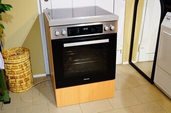 Miele nerezový vestavný sporák H2268EP