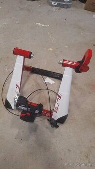 Manuální trenažér - ELITE Force (+ plášť)