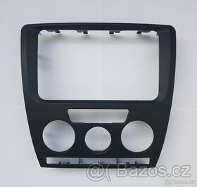 Rámeček autorádia pro Škoda Octavia II (man. AC)