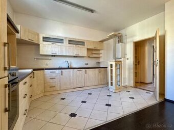Pronájem bytu 3+1 106m2 - 1