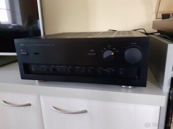 YAMAHA AX-1050 Zesilovač