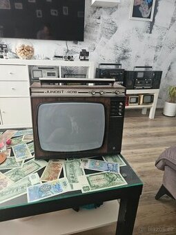 Junosť televizor