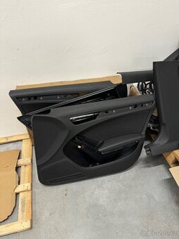 Tapece Audi A4 B8 látka + sloupky obložení