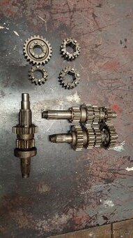 Cz motokros 980/977/513 prevodovka