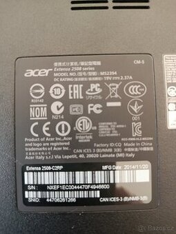 Dva starší notebooky Lenovo a Acer