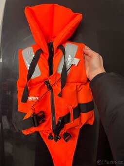 Záchraná vesta 10-15kg