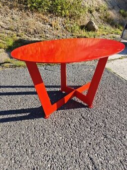 Konferenční stolek kovový