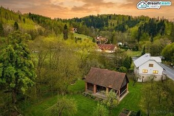 Valašské moře za humny. Chata 3+1, 130 m² + stodola, Malá By