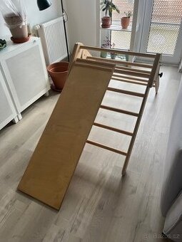 Pikleruv trojuholník zo skluzavkou