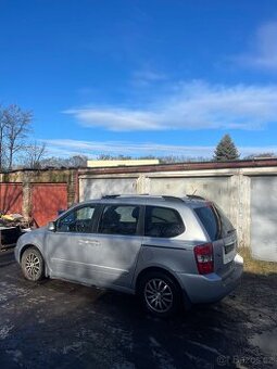 Kia Carnival 2.9 crdi 136 kw