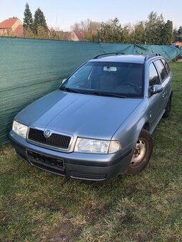 ŠKODA OCTAVIA 1 COMBI 2.0 85kw BENZÍN R.V 2004