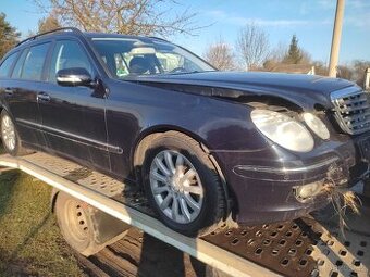 MERCEDES-BENZ E 3.0 CDI DOKLADY