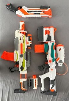 NERF sbírka – 16 blasterů + 150+ nábojů – MEGA, Modulus, Zom