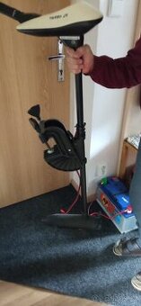 Elektromotor k člunu