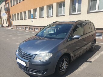 Volkswagen Touran  Facelift  1.6 LPG