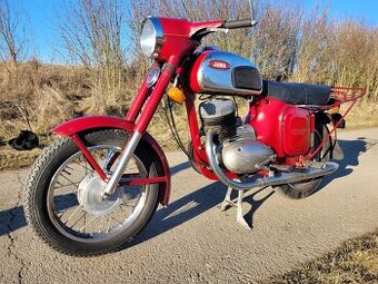 Jawa 250/592 panelka rok 1970